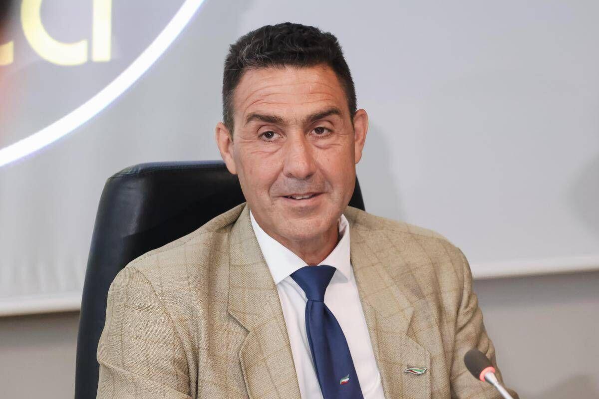 Casa, ora Vannacci pensa a ministero: tutti i piani a sostegno del mattone da Fanfani a oggi - 