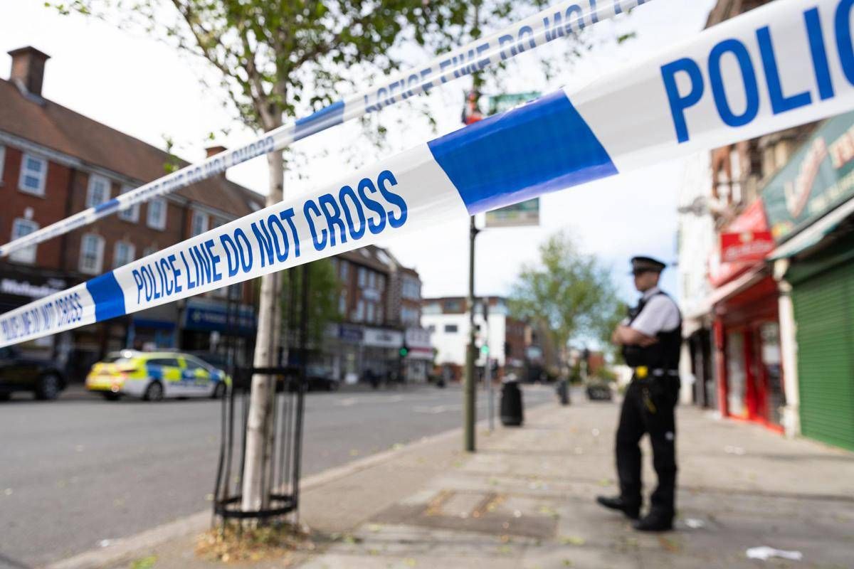 Ebrei accoltellati a Londra, 45enne incriminato per tentato omicidio - 
