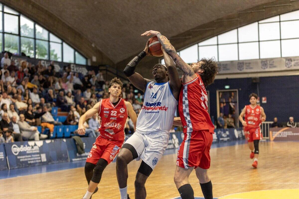 Virtus Ragusa cerca la riscossa in gara-2 degli ottavi contro Angri per continuare la corsa playoff - 
