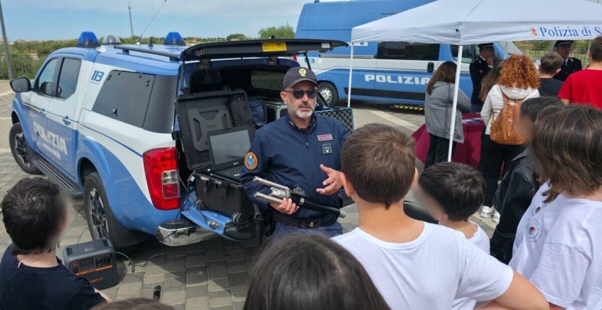 Polizia di Catania promuove la cultura della legalità a Mazzarrone con eventi interattivi per i giovani - 