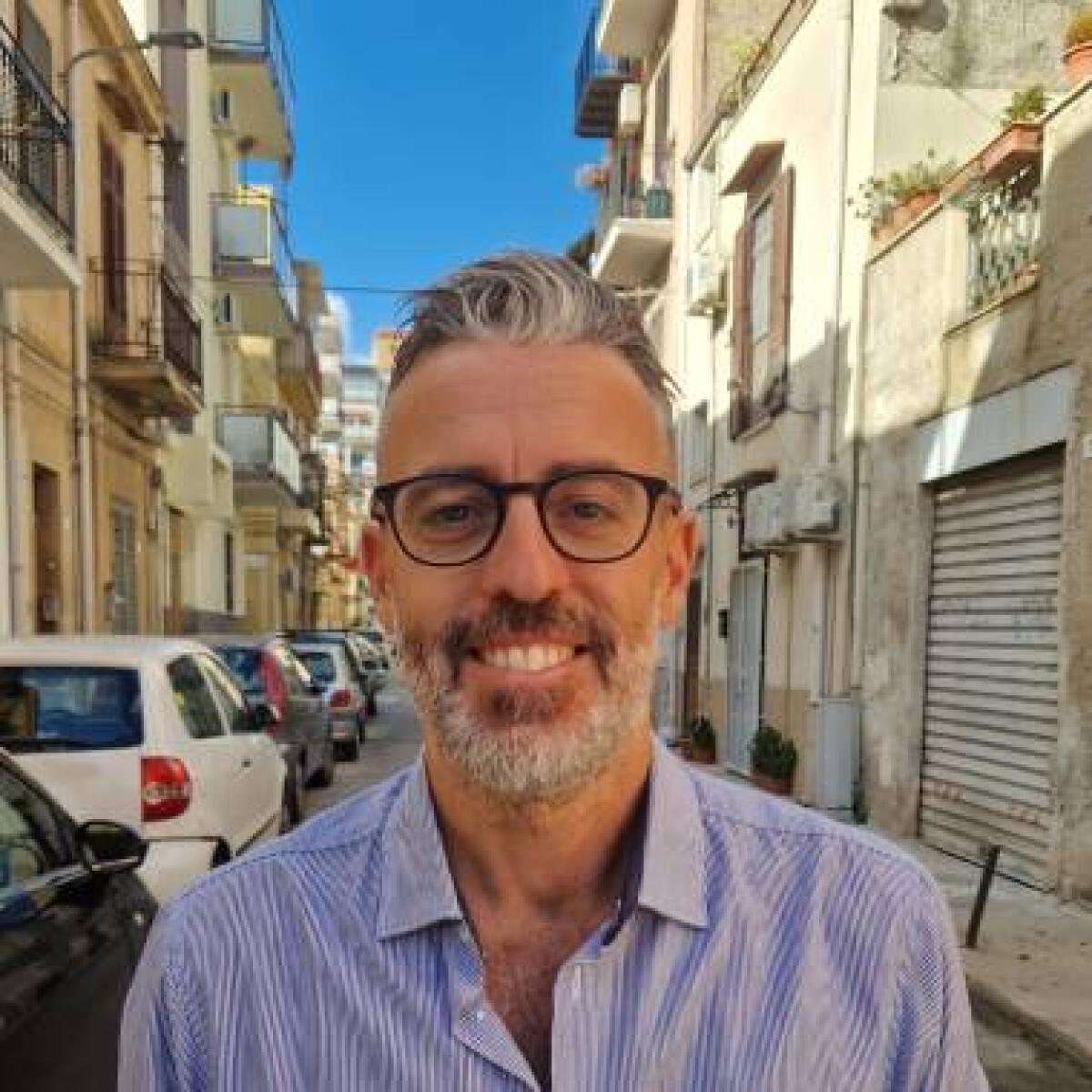 Diserbo avviato in via Monti Iblei: il Comune di Palermo risponde alle sollecitazioni dei cittadini - 