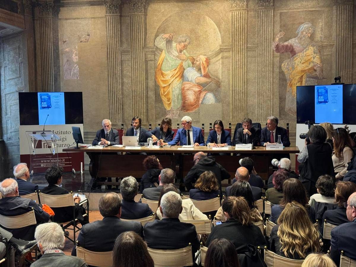 Schlein, Franceschini e Casini per nuovo libro su Aldo Moro: "Lavorò a unire mai a dividere" - 