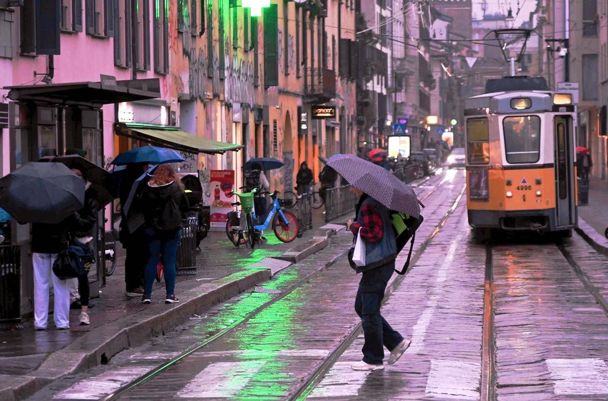 Maltempo in arrivo sull'Italia, dopo il sole ecco la pioggia: le previsioni meteo - 