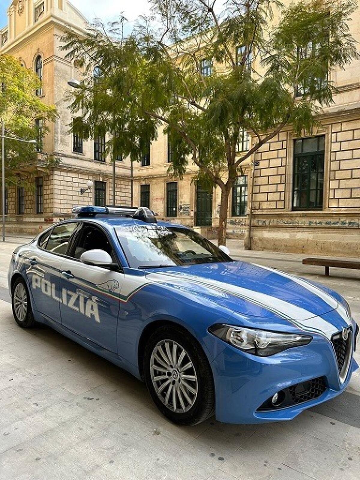 Arresto a Ragusa: la Polizia sequestra sostanze stupefacenti e un'arma clandestina da un giovane già noto alle forze dell'ordine - 