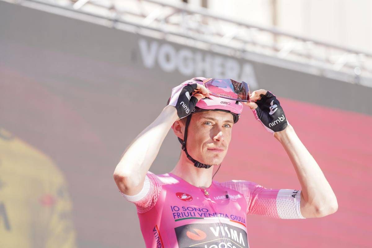 Giro d'Italia, Valgren vince la 17esima tappa: Vingegaard sempre in rosa - 