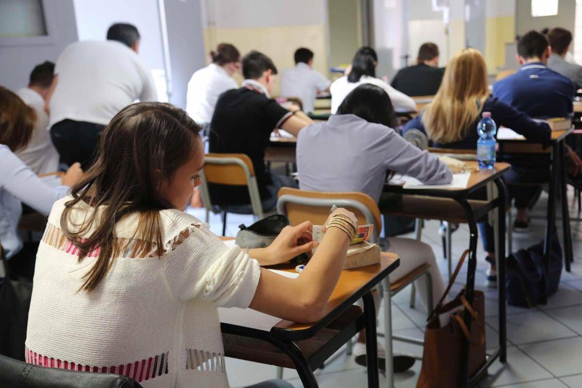 Maturità, al via toto-tracce: quali sono gli autori e gli argomenti più gettonati - 