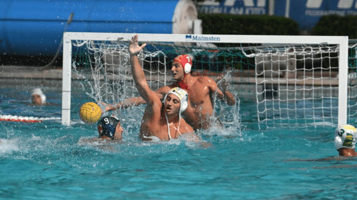 Canottieri Ortigia conquista il primo punto nella semifinale play-out con una prova di forza contro il Telimar - 