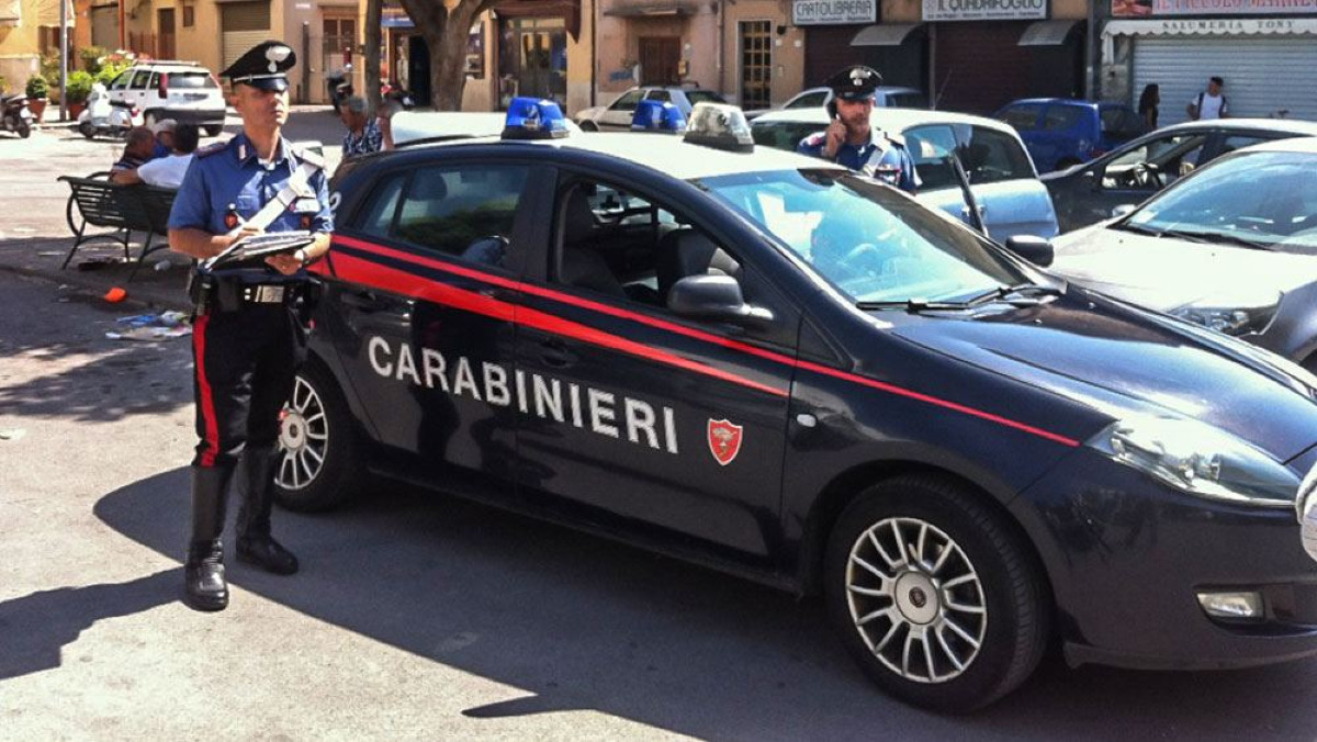 Droga a Palermo: arrestati un minorenne al Borgo Vecchio e un 21enne a Falsomiele - 