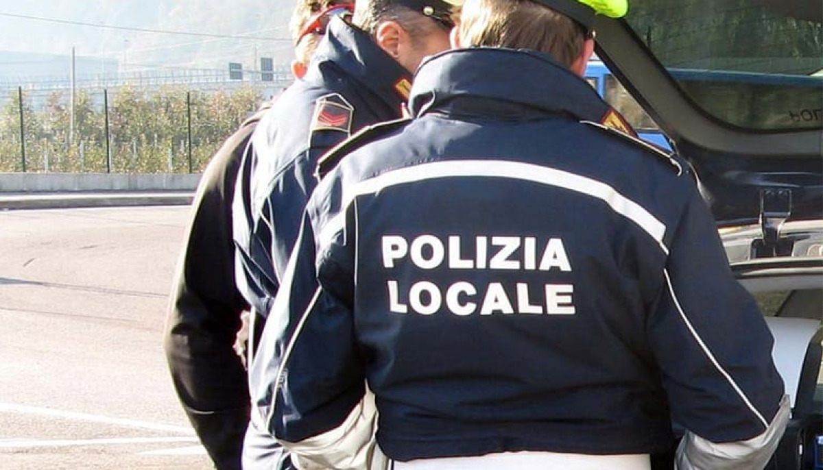Catania, maxi-controlli contro l’abusivismo nel centro storico: multe per 19.000 euro - 