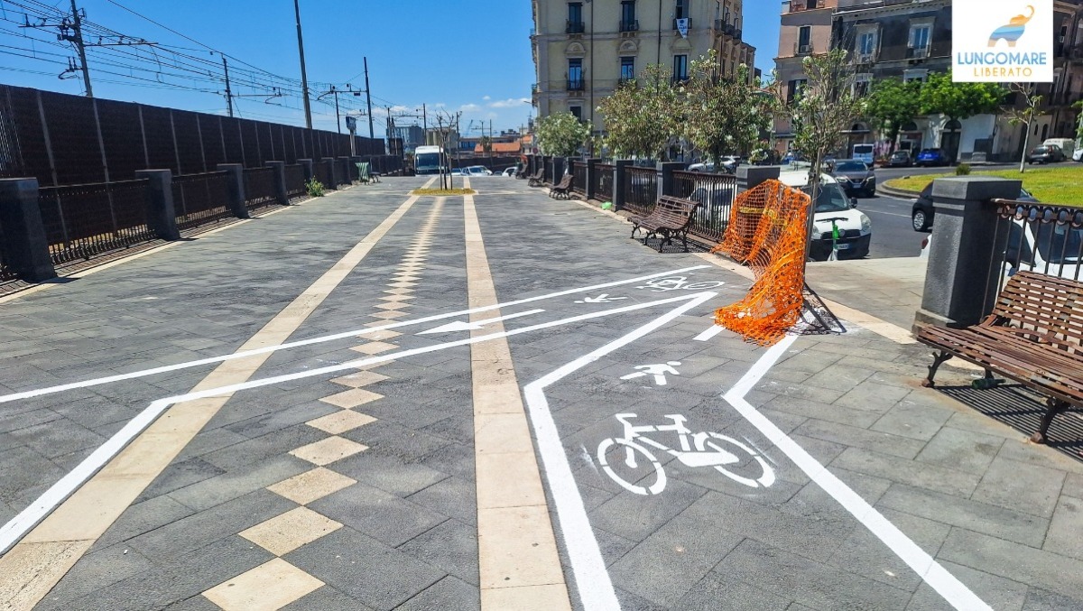 Catania, il 'Passiatore' diventa 'passiaciclatore': polemiche su accessibilità e sicurezza - Credit foto Lungomare Liberato