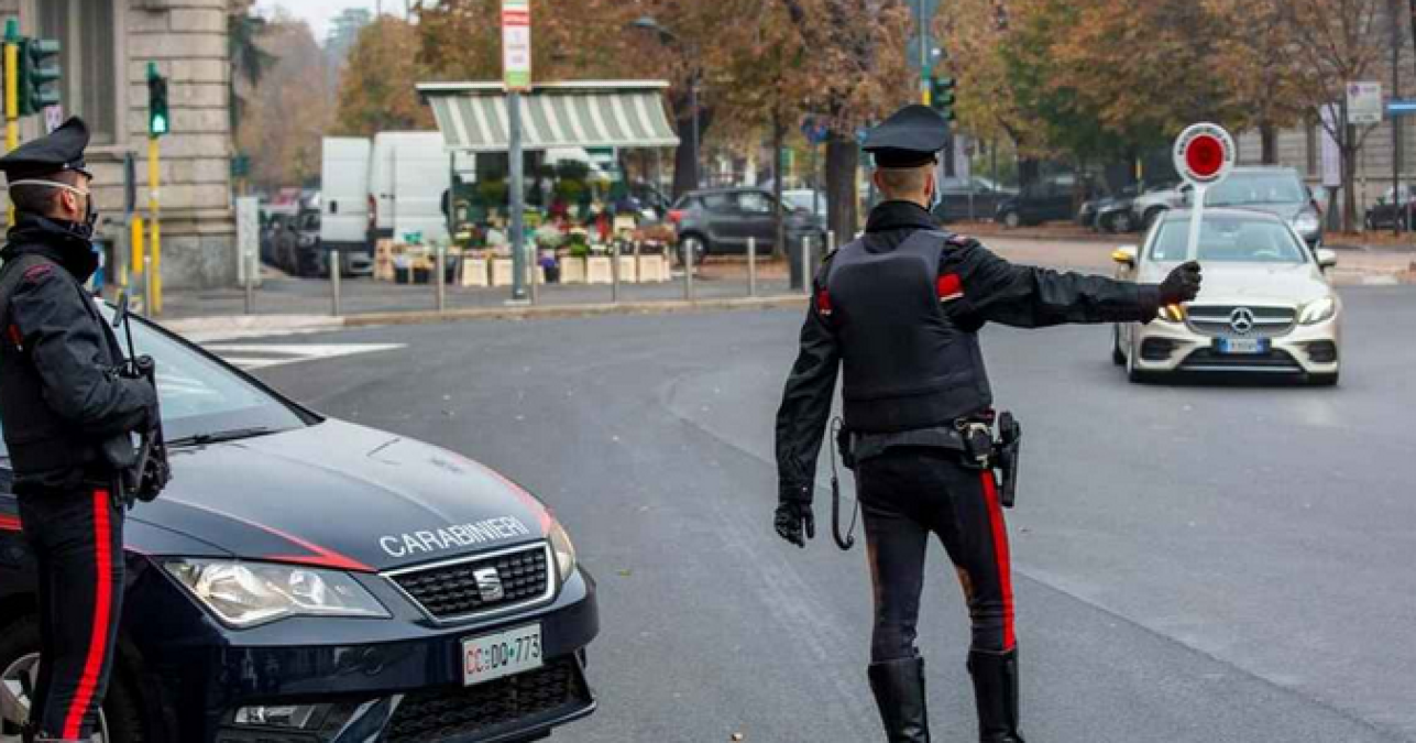 Maxi controllo a Gravina e San Giovanni Galermo: evasione, droga e multe per 1.254 euro - 