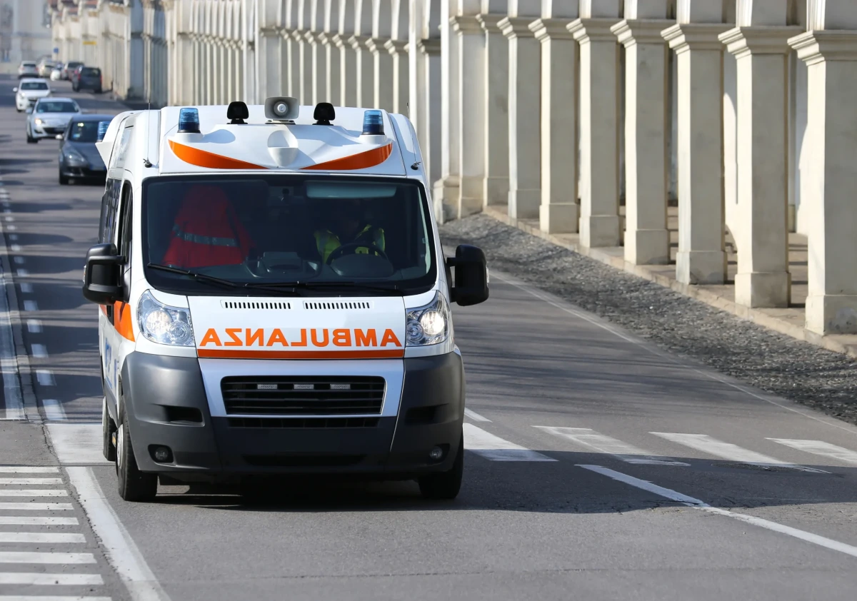 Messina: motociclista grave dopo scivolata su chiazza di gasolio allo svincolo Boccetta - 
