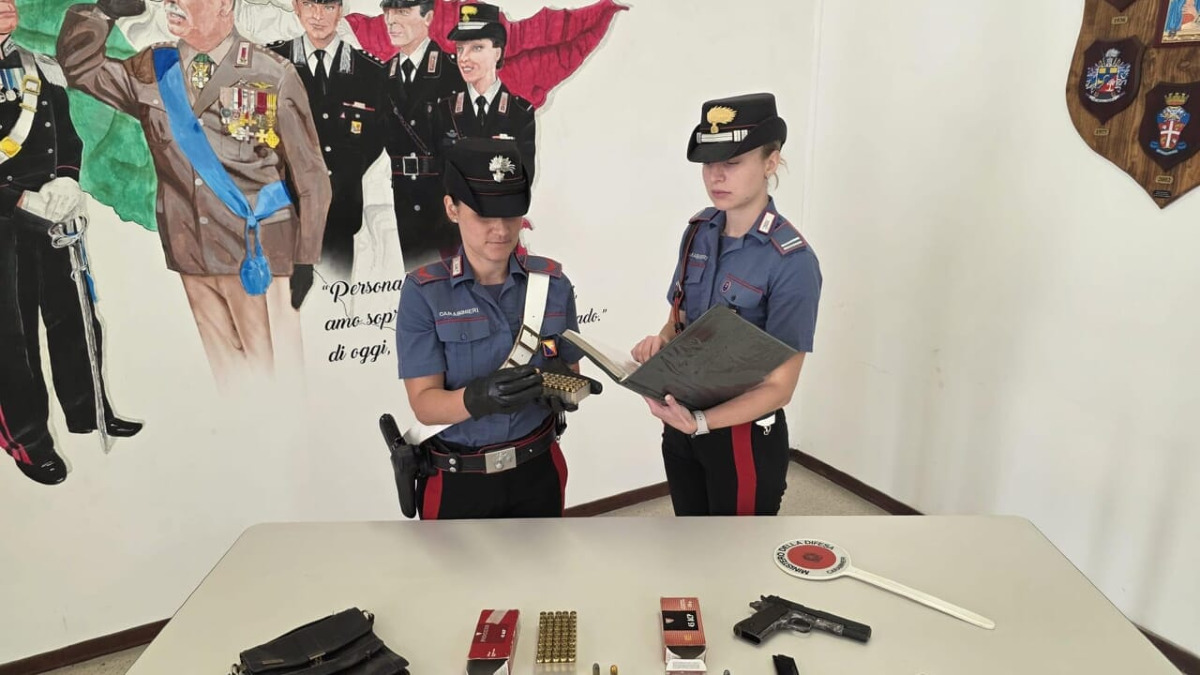Arrestato a Cerda 81enne che ha sequestrato un avvocato e lo ha minacciato con una pistola - 