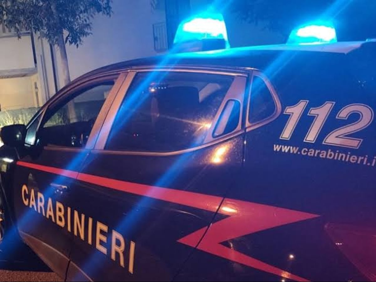 Terrasini: investito un 17enne in scooter, automobilista fugge; indagini dei carabinieri
