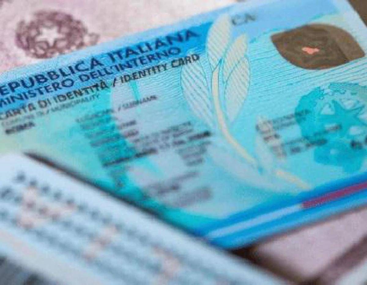 Catania: terzo Open Day per la Carta d’Identità Elettronica, il documento tradizionale decade il 3 agosto 2026 - 