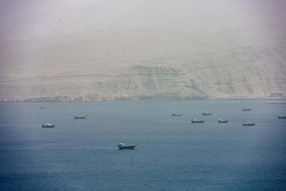 Iran ribadisce: "Libero transito a Hormuz per soli 60 giorni". Svelato piano con Oman per pedaggio nello Stretto - 