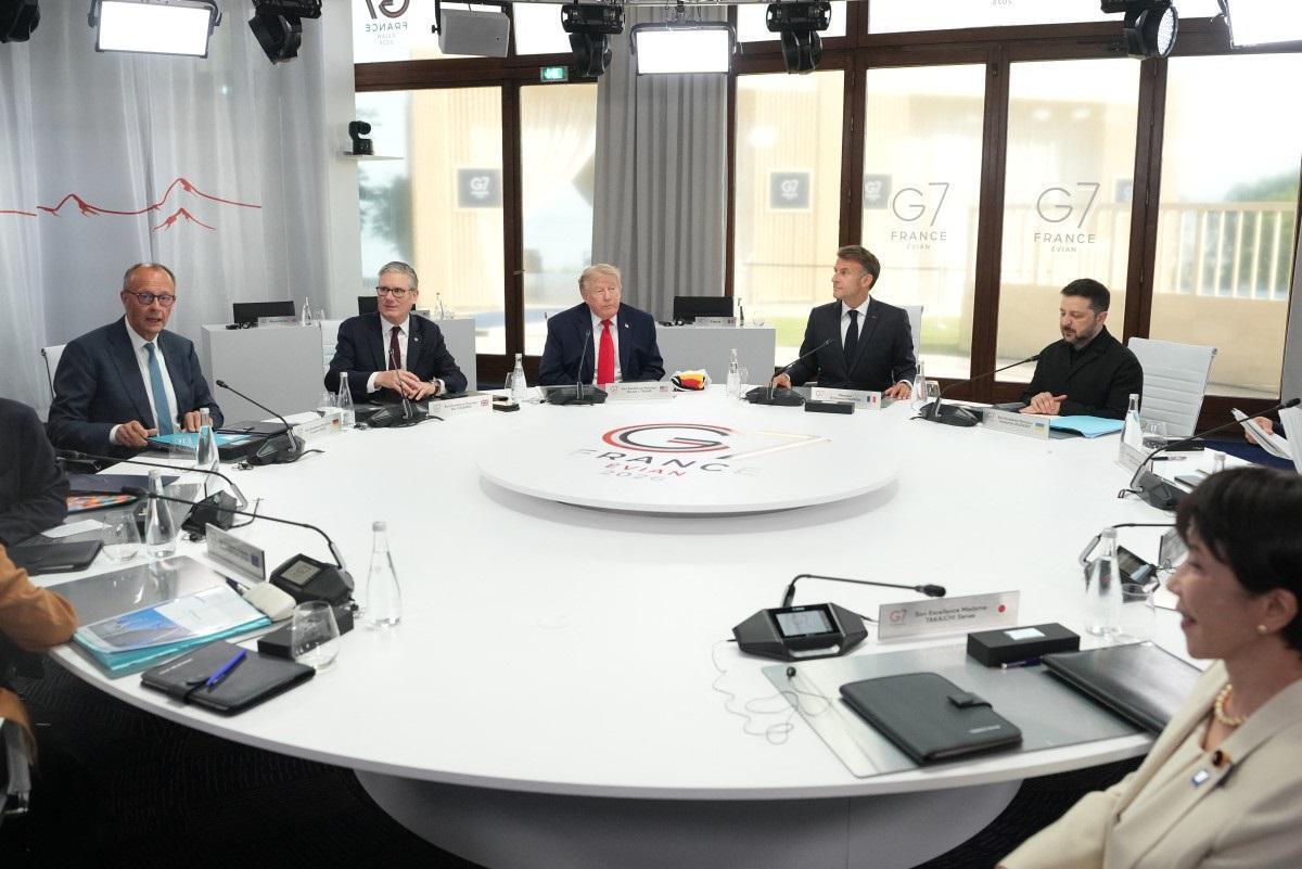 Ucraina-Russia, Trump: "Parlato con Zelensky e Putin, qualcosa sta per succedere" - 