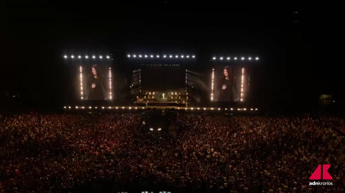 Achille Lauro a San Siro, a sorpresa arriva... Laura Pausini - Il video - 