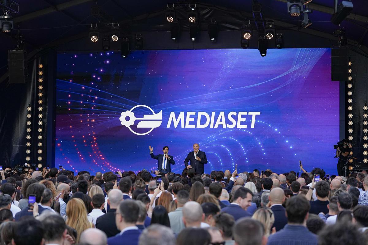 'Mediaset siamo Noi', la festa in ricordo di Berlusconi oggi su Canale 5 - 