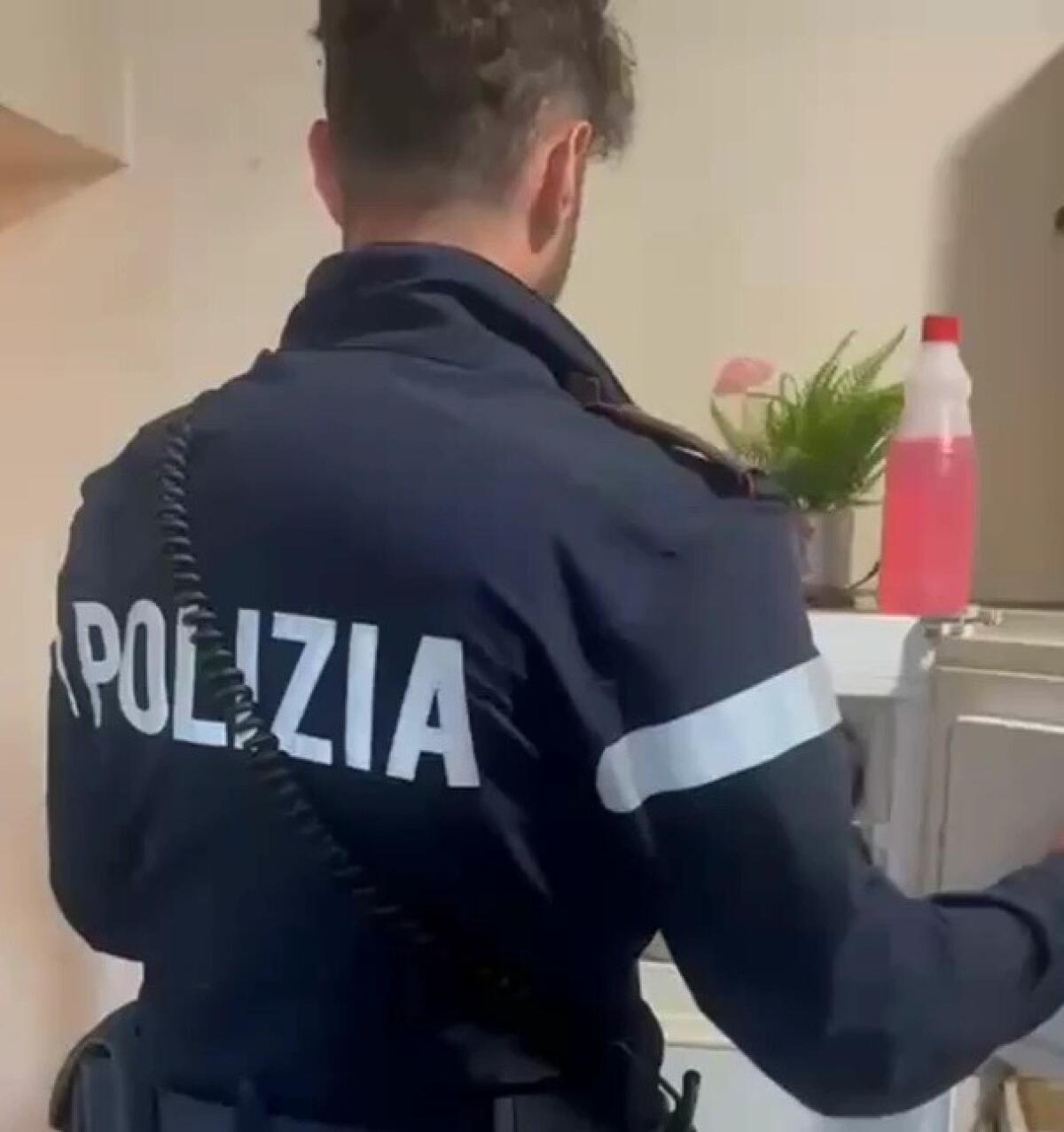 Arrestato pusher a Catania: la Polizia sequestra droga in abitazione - 