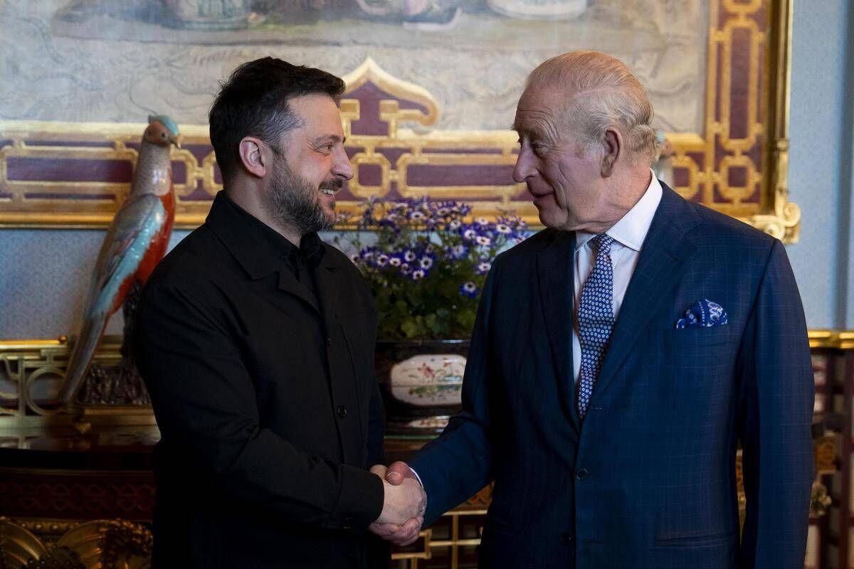 Zelensky vuole invitare re Carlo in Ucraina: "Lo amiamo molto" - 