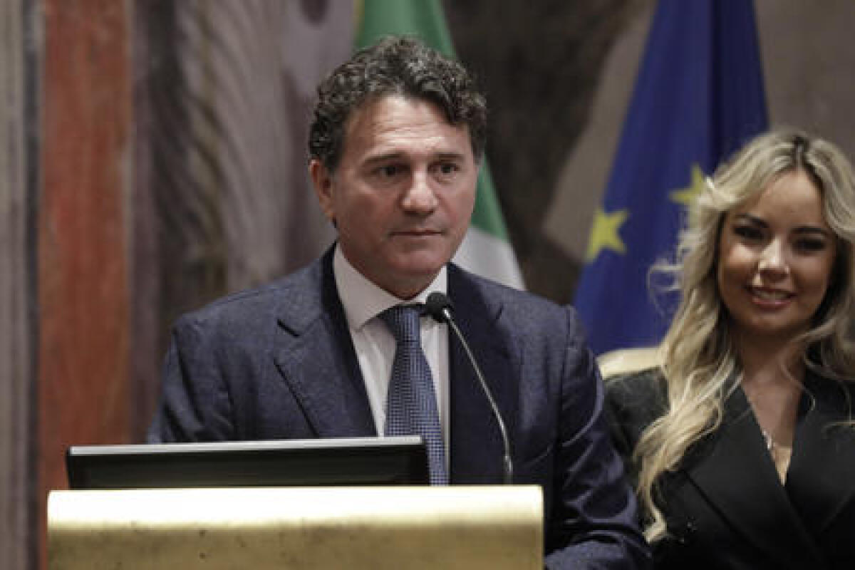 Accusa di violenza sessuale in Senato: il caso Silvestro, La Russa avvia ispezione - 