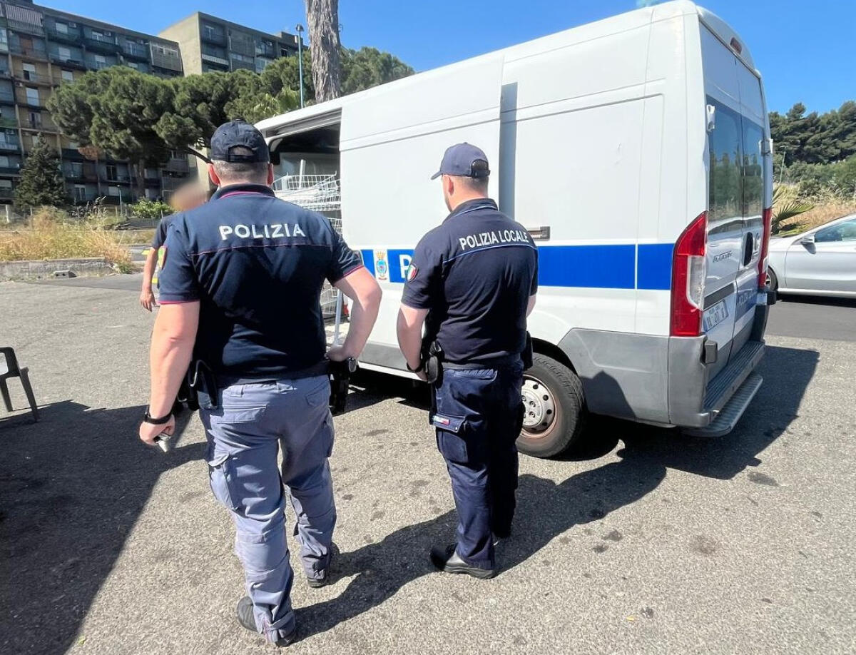 Controlli a San Giorgio: chiosco sanzionato, 58 identificati e 14 verbali per violazioni stradali - 