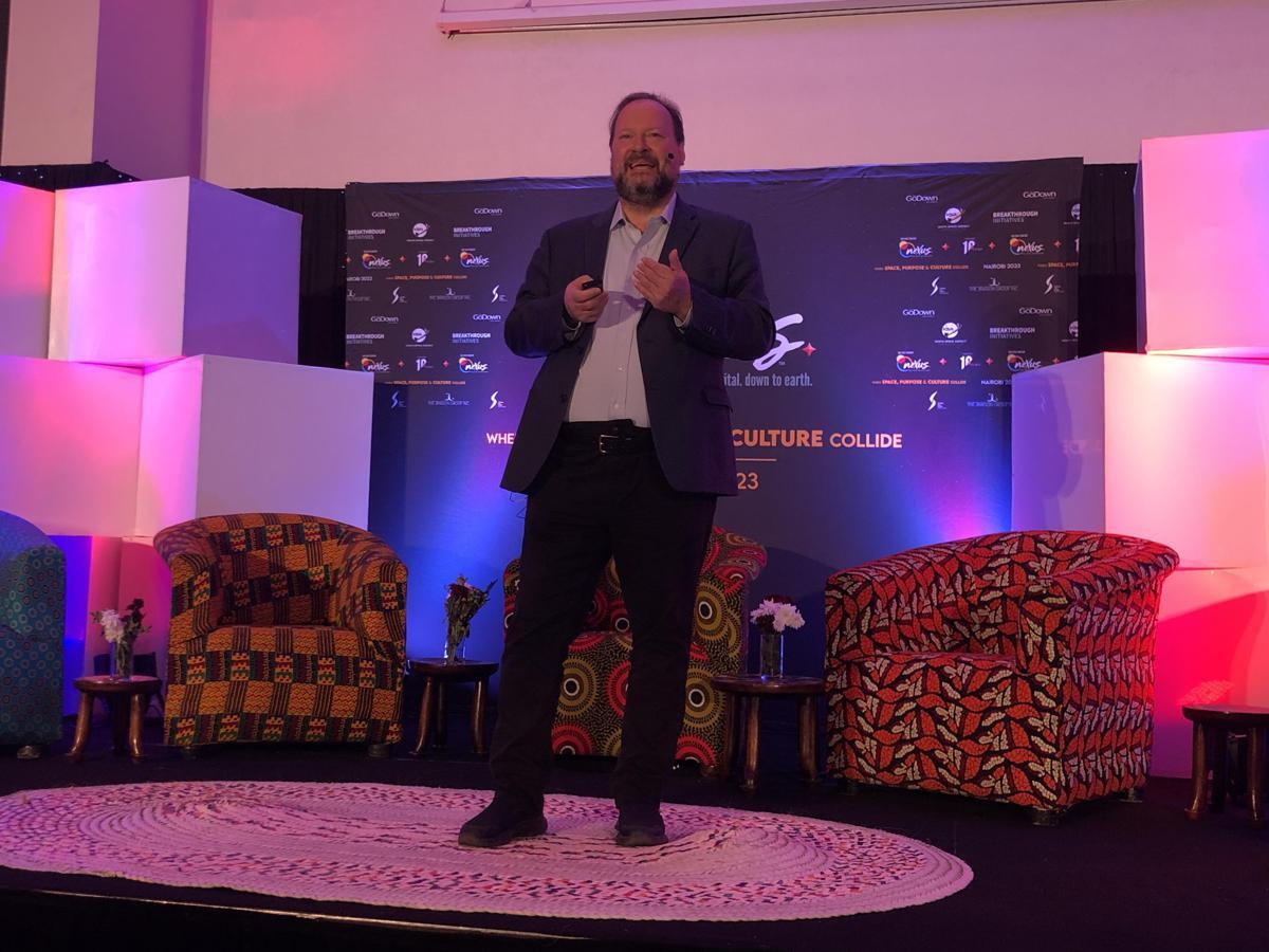 Sviluppo tecnologico, quale trasformazione stiamo vivendo oggi? Cosa c'entra la Singularity University? Risponde David Orban - 