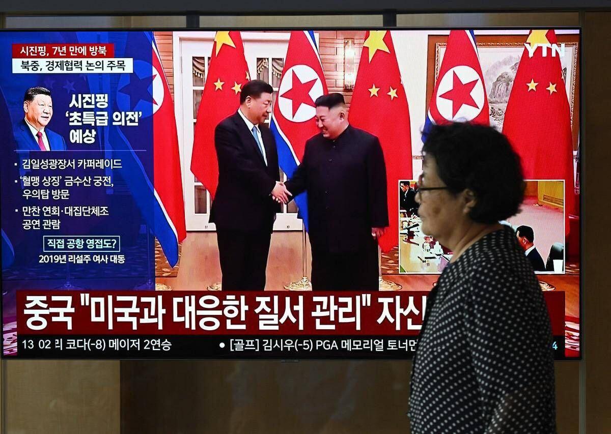 Xi Jinping in Corea del Nord, raro vertice con Kim Jong Un tra nucleare e sfida agli Usa - 