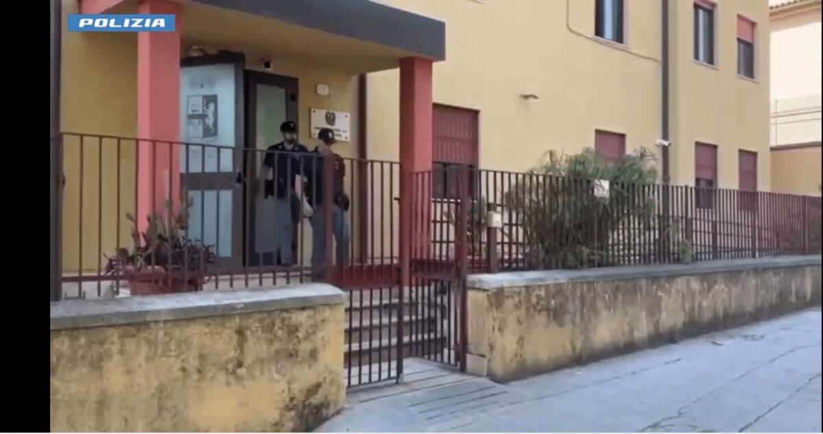 Polizia di Palermo smantella banda specializzata in furti d'auto e riciclaggio - 