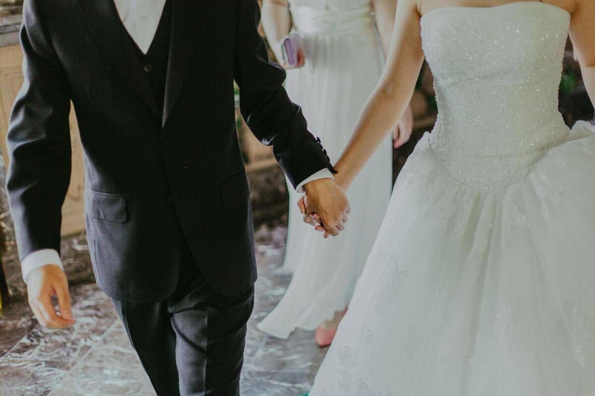 Matrimonio da incubo, dall'Australia alla Val d'Orcia: gli sposi finiscono in Tribunale - 