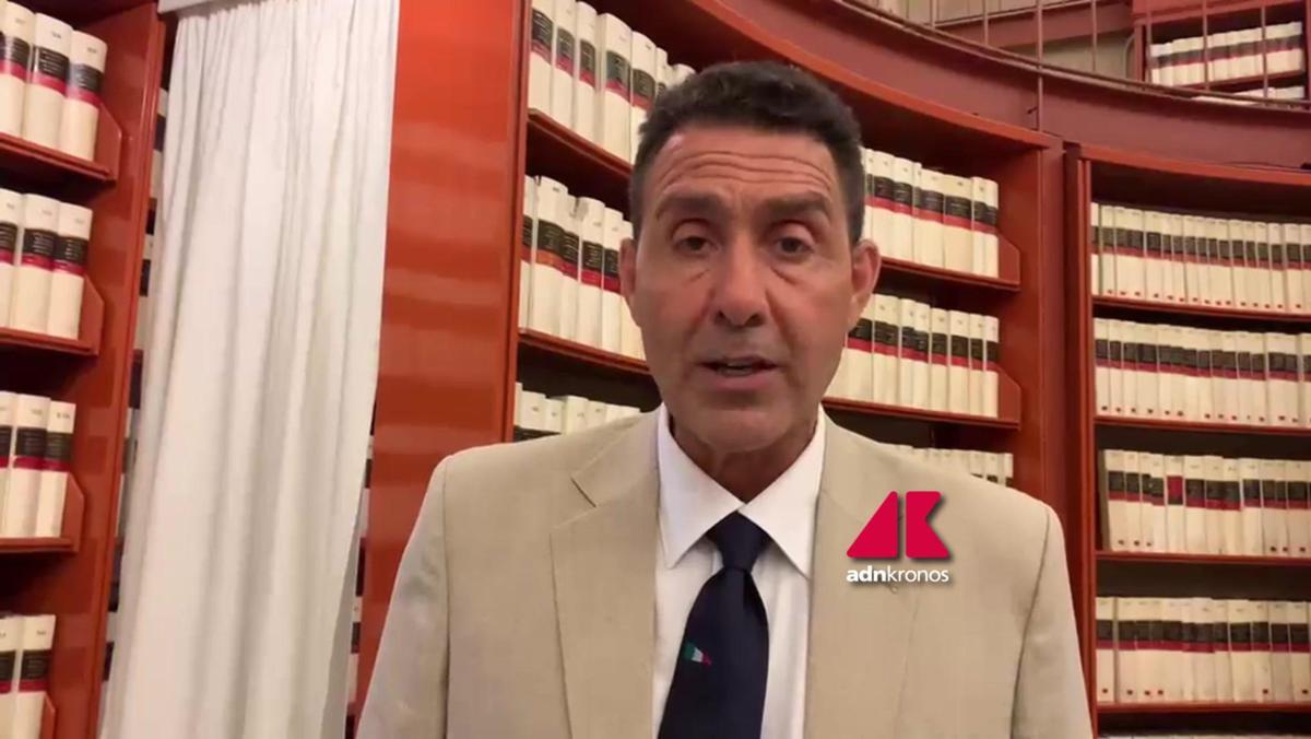 Vannacci: "A scuola non si studia l'inno d'Italia, bisogna insegnare in classe a essere cittadini" - 
