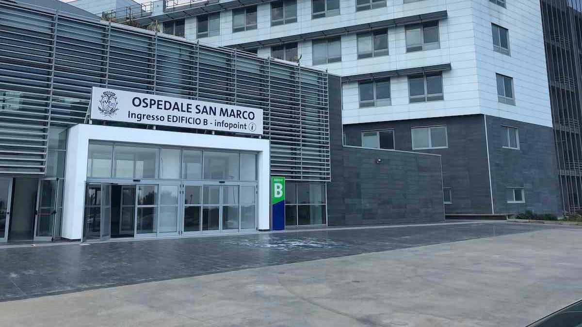 Catania: 15 casi di Covid al San Marco di Catania. Neurochirurgia chiusa per sanificazione - 