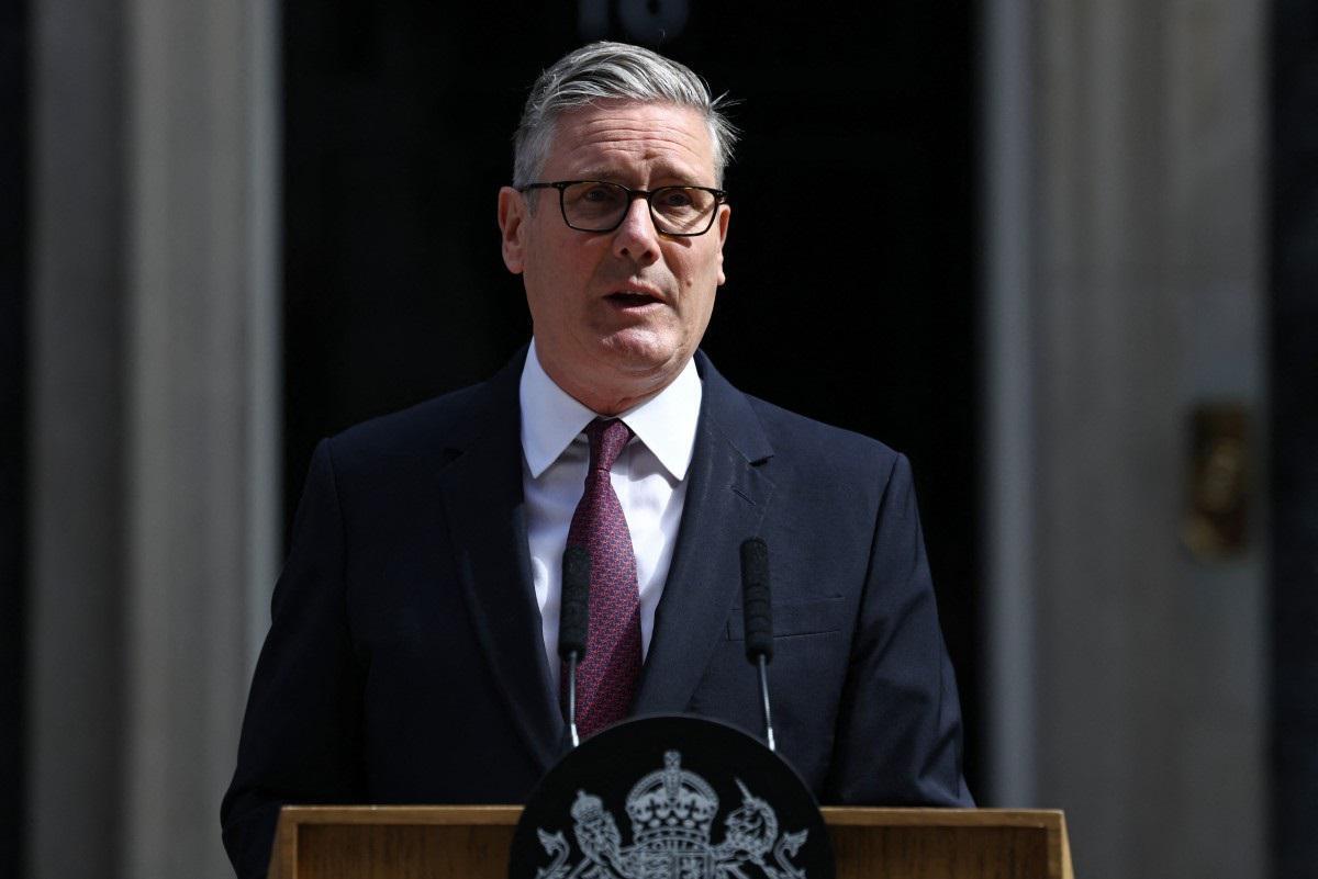 Starmer annuncia dimissioni da primo ministro e leader del Partito Laburista - 