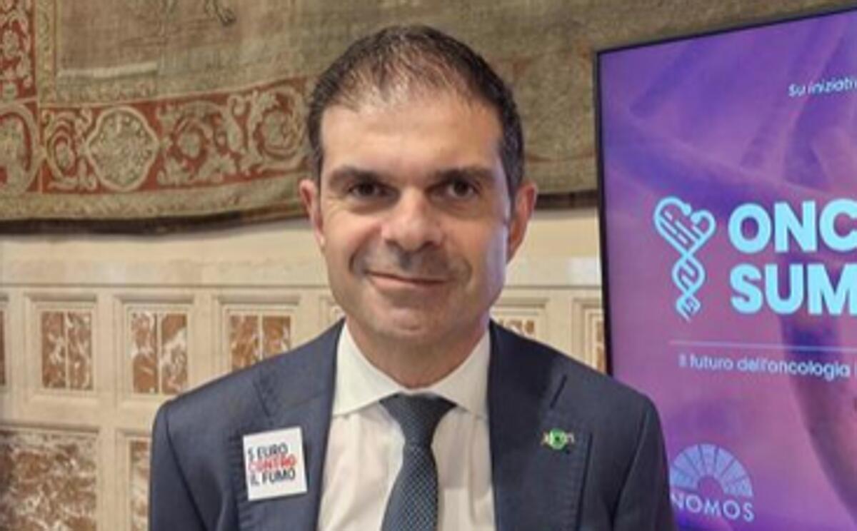 Di Maio (Aiom): "Prevenzione e screening fondamentali dopo menopausa' - 