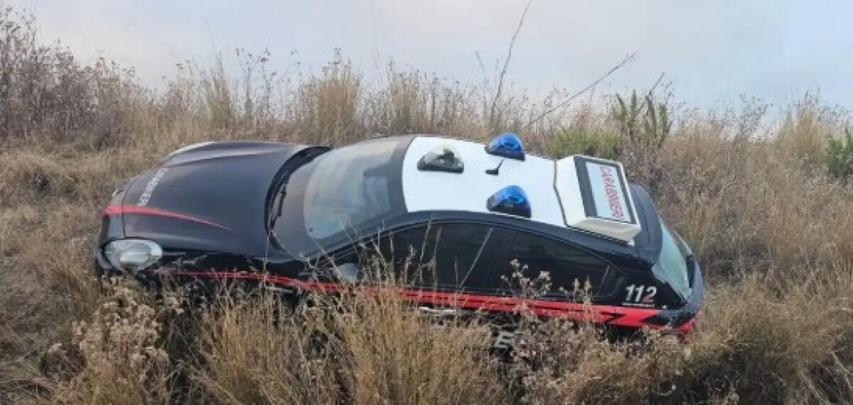 Porto Empedocle: pattuglia dei Carabinieri coinvolta in incidente, due militari feriti - 