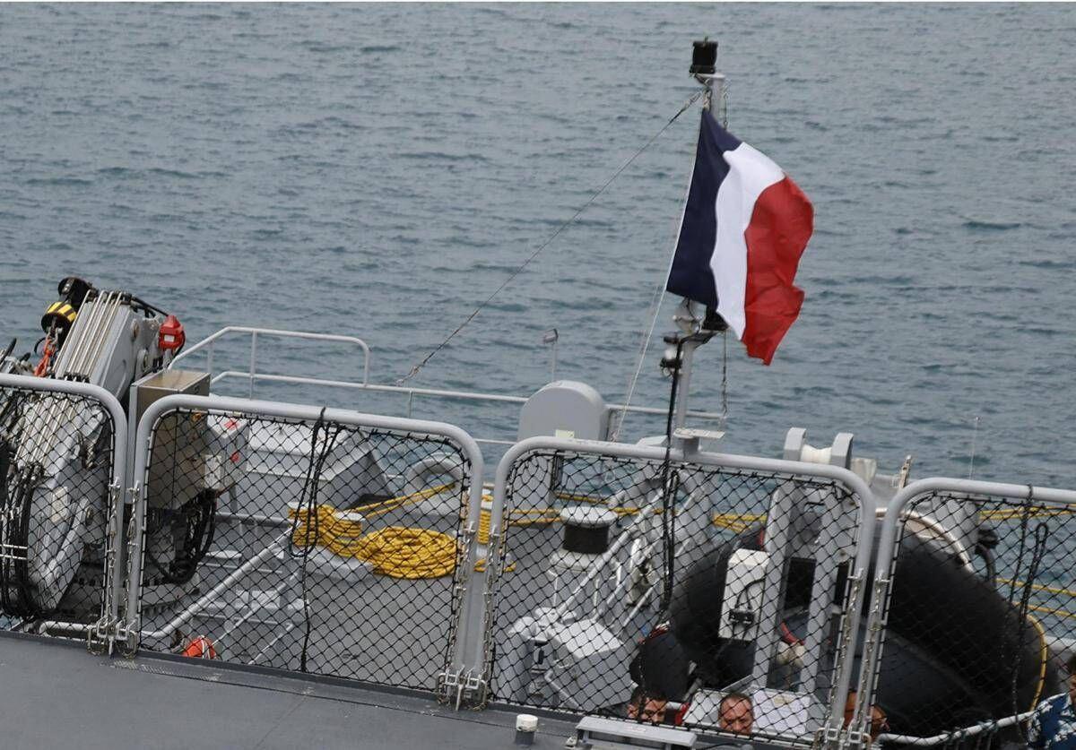 Francia intercetta petroliera russa a largo dell'Atlantico. Cremlino: "Atto di pirateria" - 