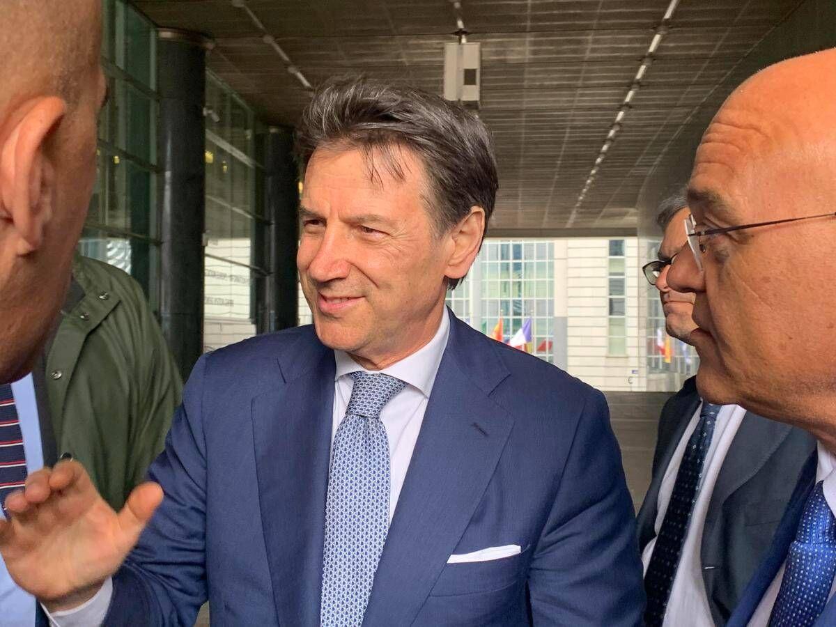 Conte a Bruxelles: l'Italia non è un Paese per giovani, serve un'alternativa - 