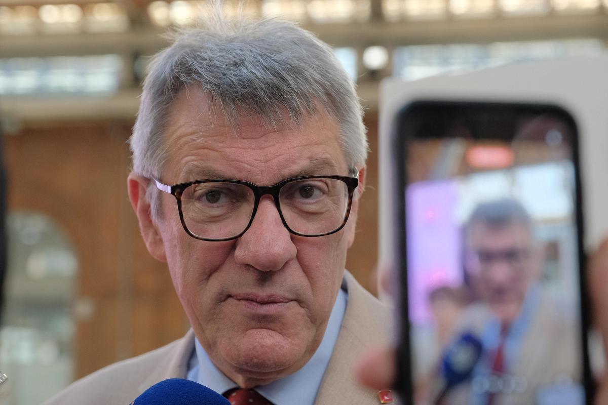 Lavoro, Landini: "Importante proposta unitaria Cgil, Cisl e Uil su contratti e rappresentanza" - 