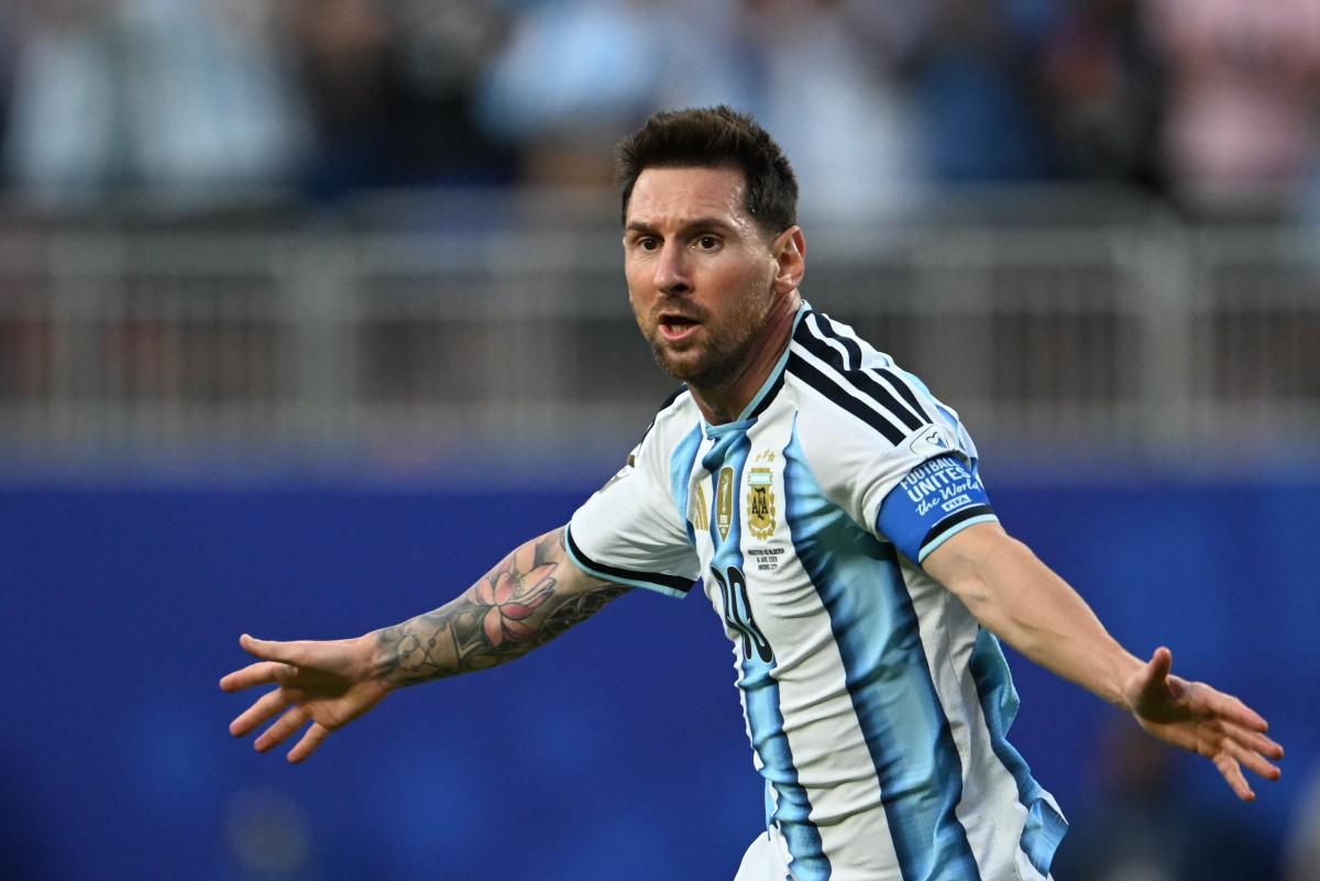 Argentina-Algeria 3-0, Messi fa tripletta e aggancia Klose come miglior marcatore dei Mondiali - 