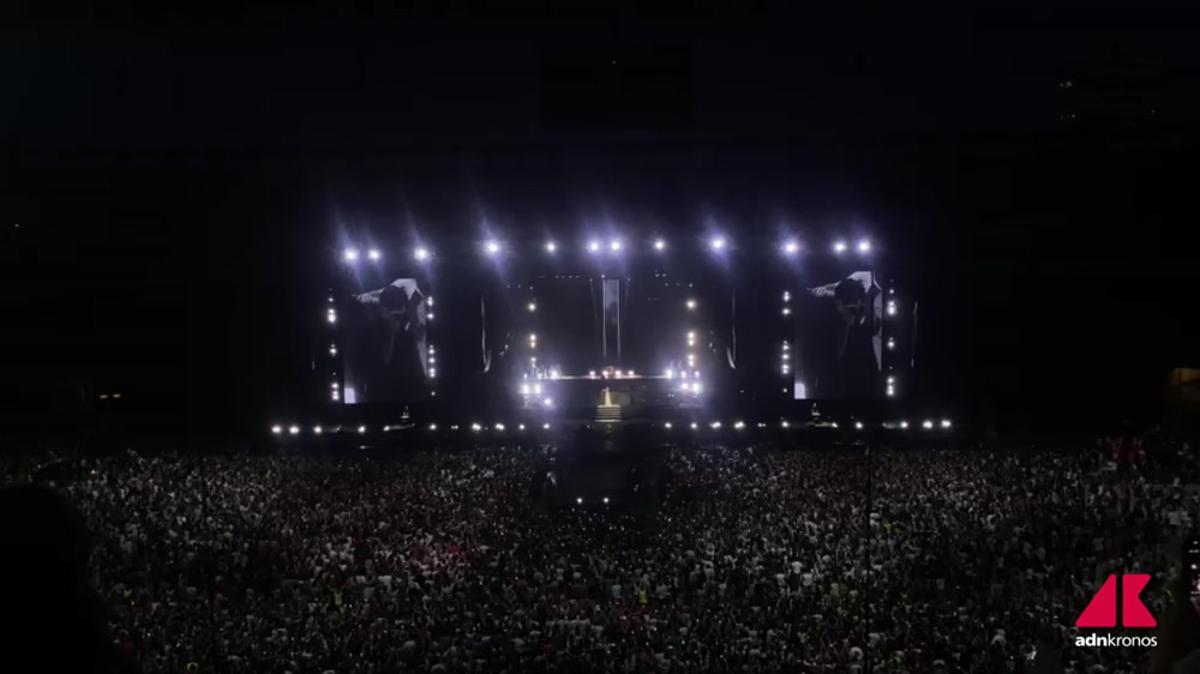 Achille Lauro omaggia vittime di Crans-Montana a San Siro - 