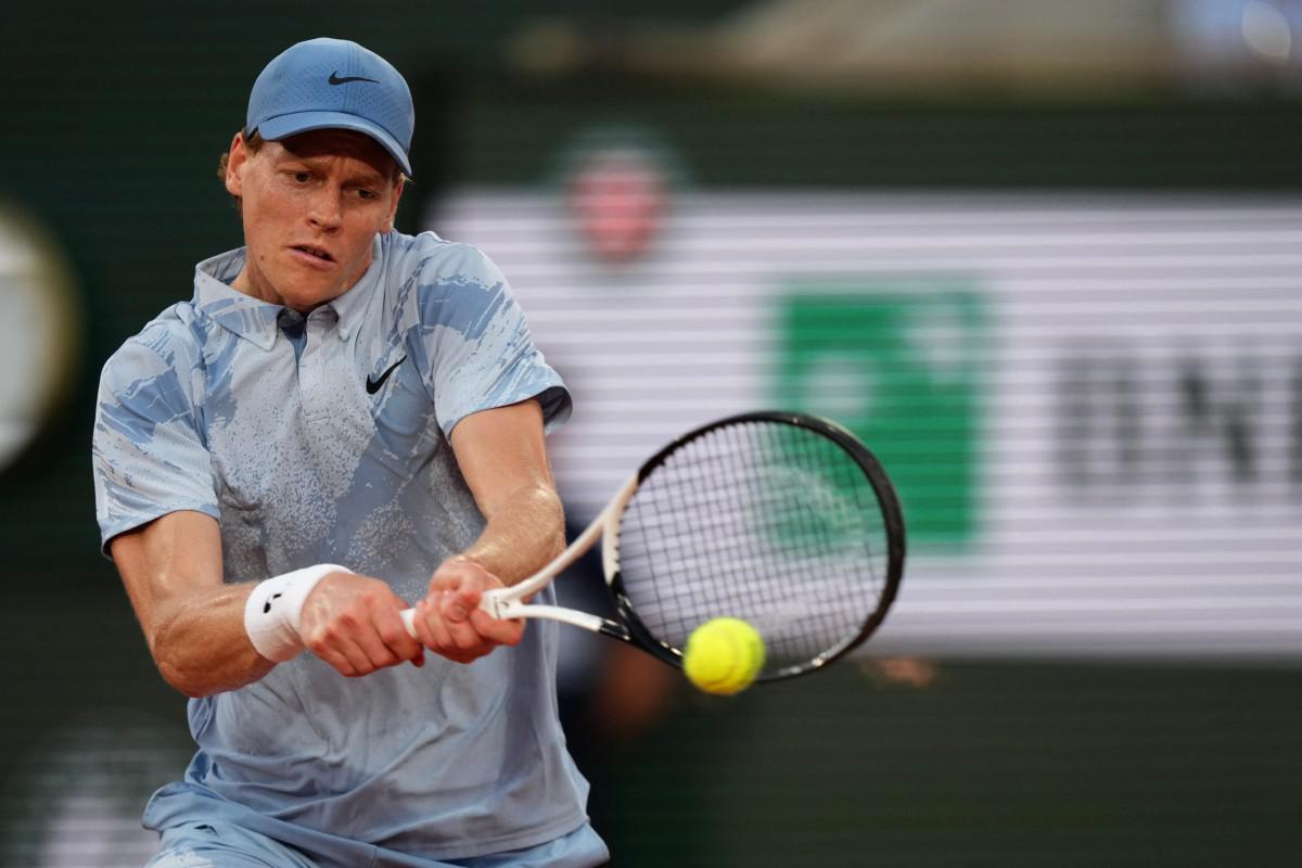 Sinner al 'Giorgio Armani Tennis Classic': programma, orari e dove vederlo in tv (in chiaro) - 