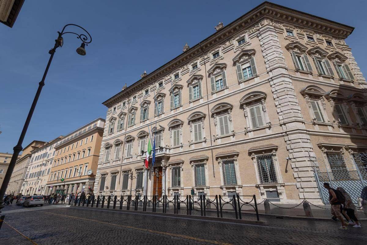 Accuse di violenza sessuale al Senato, la denuncia di un’imprenditrice: Pd e M5S chiedono chiarezza - 