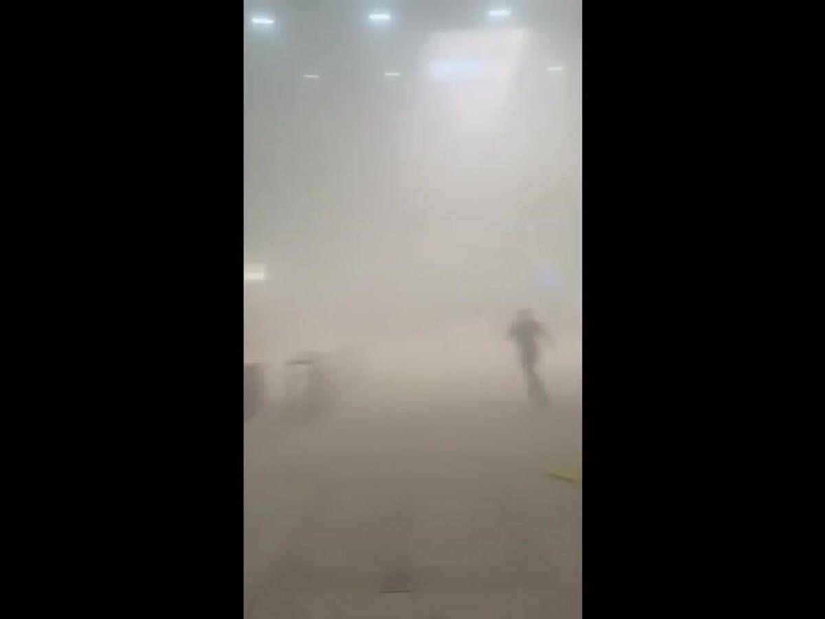 Iran attacca il Kuwait, colpito l'aeroporto - 