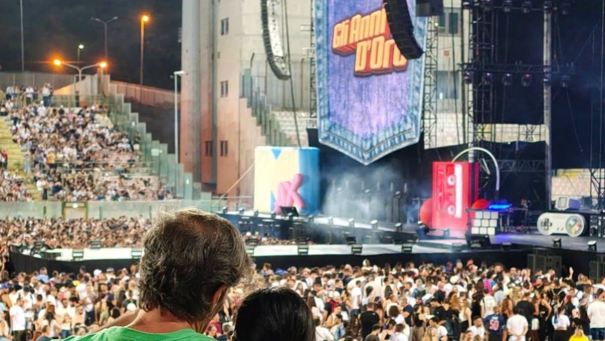 Max Pezzali infiamma Messina: il sold out allo Stadio "Franco Scoglio" raccontato da Catania dà spettacolo - Credit Foto Catania dà spettacolo