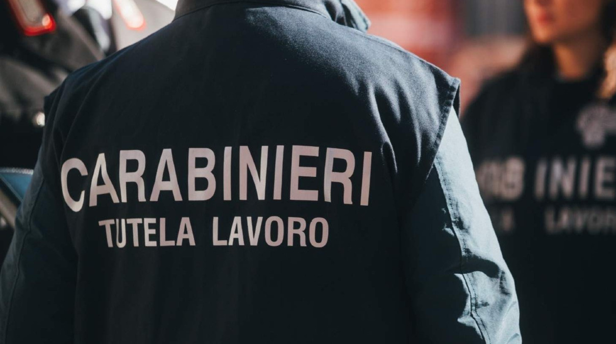 Riposto, Torre Archirafi: titolare denunciato e attività sospesa dopo controllo per lavoro nero - 