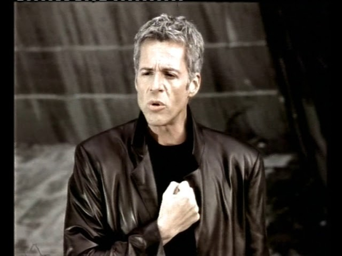 Cuore di aliante: la poesia senza tempo di Claudio Baglioni - 