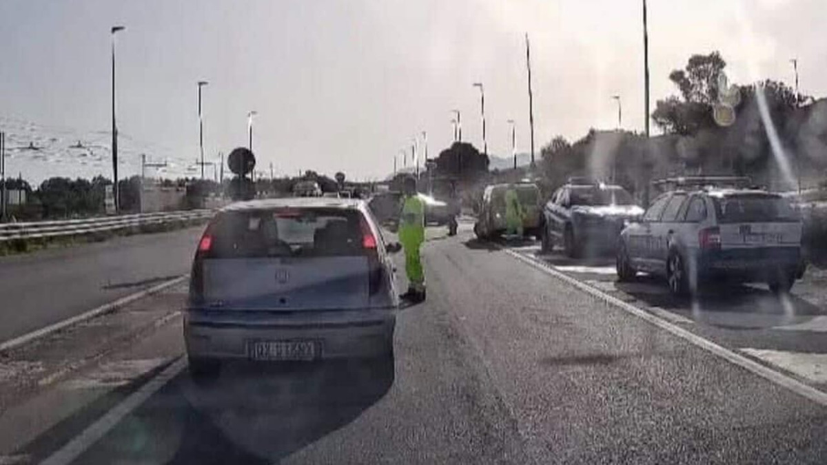 Scontro auto-moto sulla statale 113 a Campofelice: due feriti, indagini della Polstrada - 