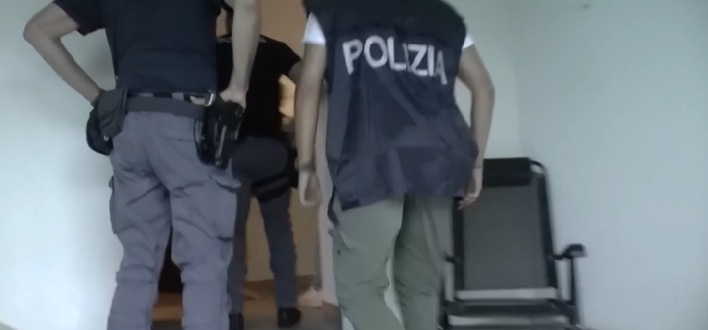 Maxi-blitz contro le baby gang: 539 arresti, 703 kg di droga e 49 armi sequestrate in 44 province - 