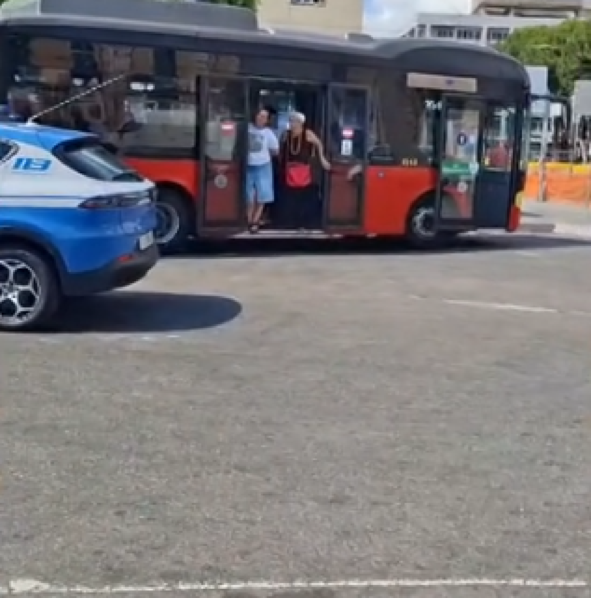 Aggressione a un autista Atm alla stazione di Messina: giovane identificato, polizia in forze - 